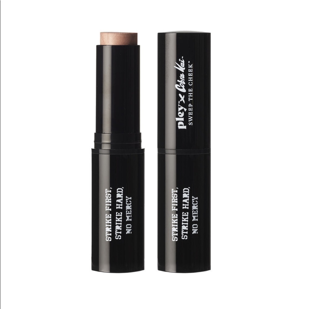 PLEY x Cobra Kai Sweep The Cheek On The Go Highlighter